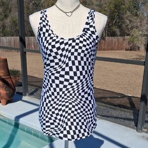 No Boundries Poly/Spandex Blend Tank Top Black/Wht Geometric Print Size L 11-13
